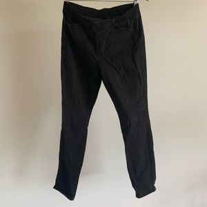 Uniqlo Black Heattech Jeggings